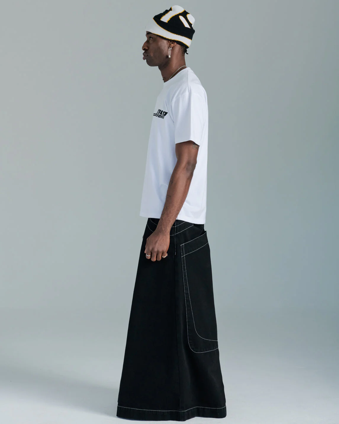 Convict. 50". Jet Black. - Image 5